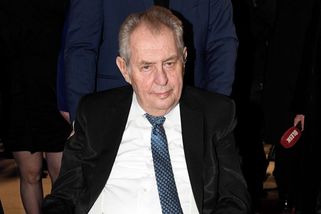 Já vám to říkal, připomněl Miloš Zeman, když vytáhl hodně bolestivé téma. Za jeho postoj mu zatleskali - Super.cz